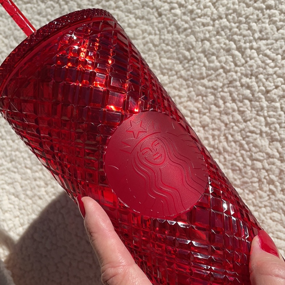 NEW Starbucks Venti Red Jewel Studded Holiday 2021 Cold Cup Tumbler - Picture 9 of 10